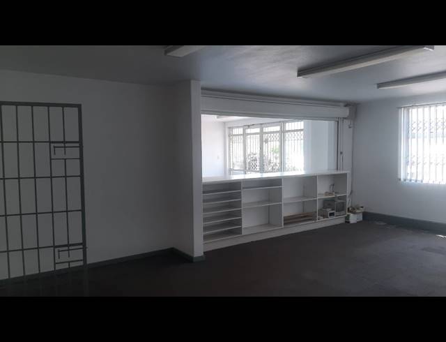 308M² WAREHOUSE TO LET IN WESTMEAD